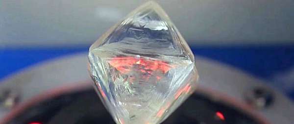 13 самых больших алмазов в мире и их история
