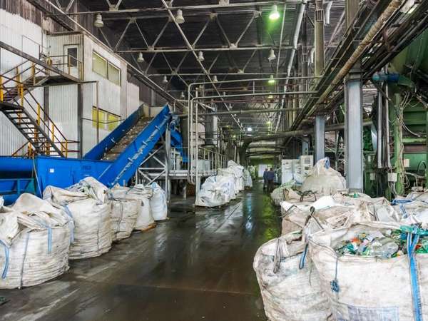 Завод по переработке пластика