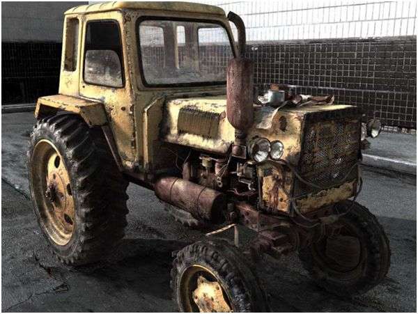 старый ржавый трактор