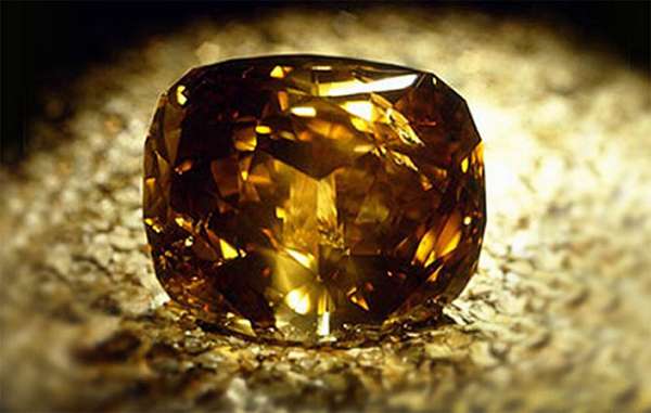 20 потрясающих фактов о неподражаемом бриллианте