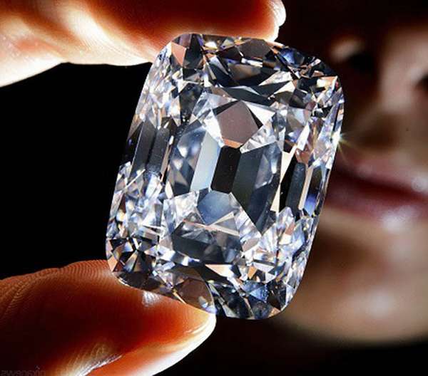 13 самых больших алмазов в мире и их история