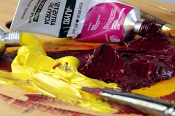 Акриловая краска - больше всего подходит для окраски олова