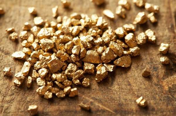 Как выглядит необработанное золото в природе, откуда оно берется и как образуется?